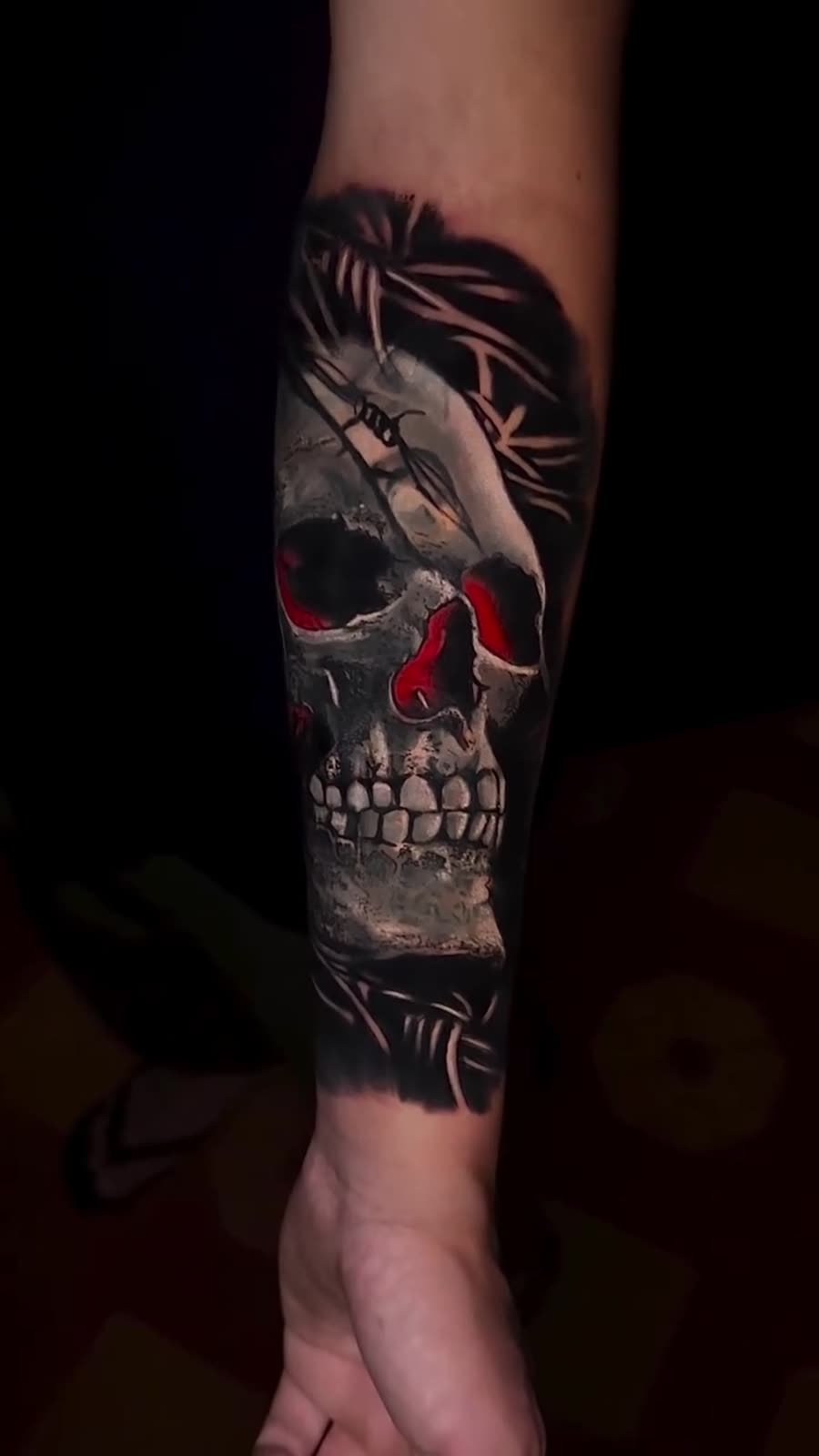 Tatuagem — Caveira colorida por Fabão Tatuador